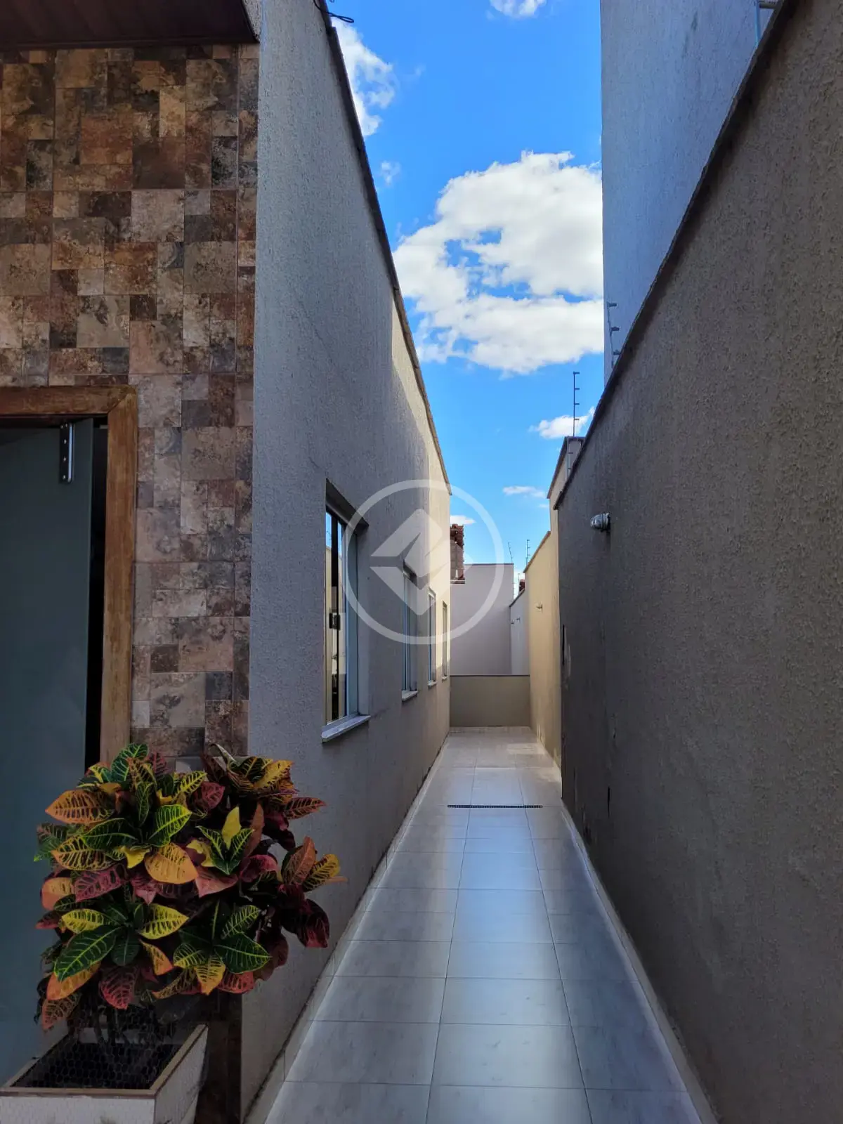 Imagem 2 - Casa em Jardim California, Goiânia - GO