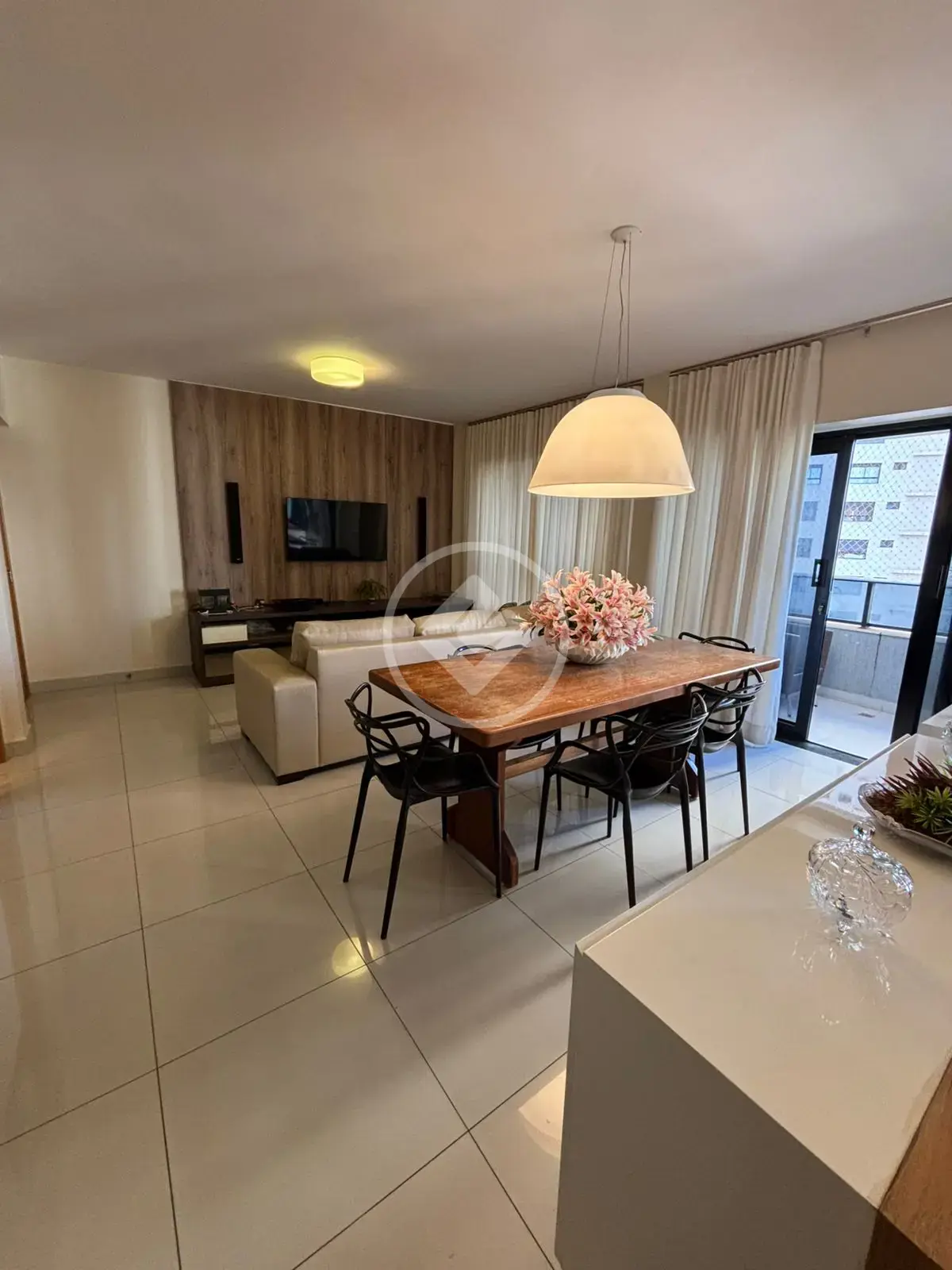 Image 2 - Apartamento em Jardim Goiás, Goiânia - GO