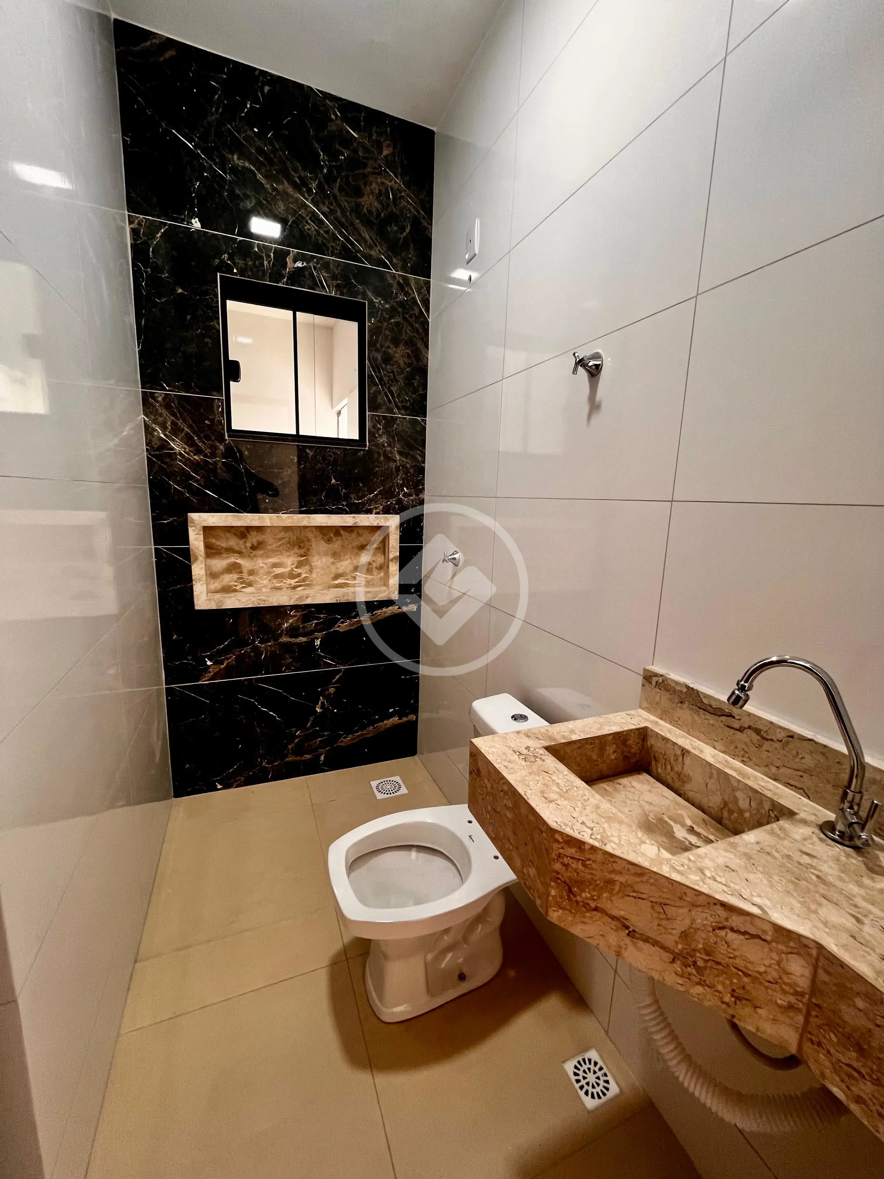 Imagem 3 - Casa em Loteamento Alphaville Residencial, Goiânia - GO
