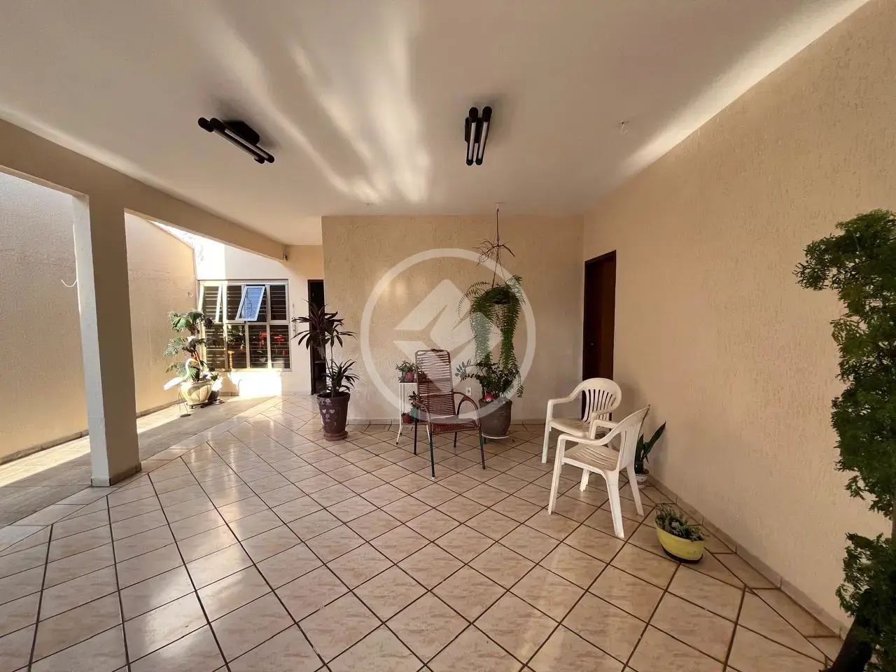 Imagem 1 - Casa em Jardim América, Goiânia - GO