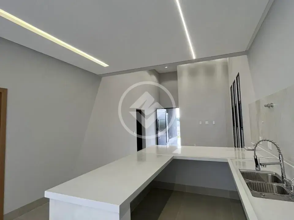 Image 2 - Casa em Jardim Capri, Senador Canedo - GO