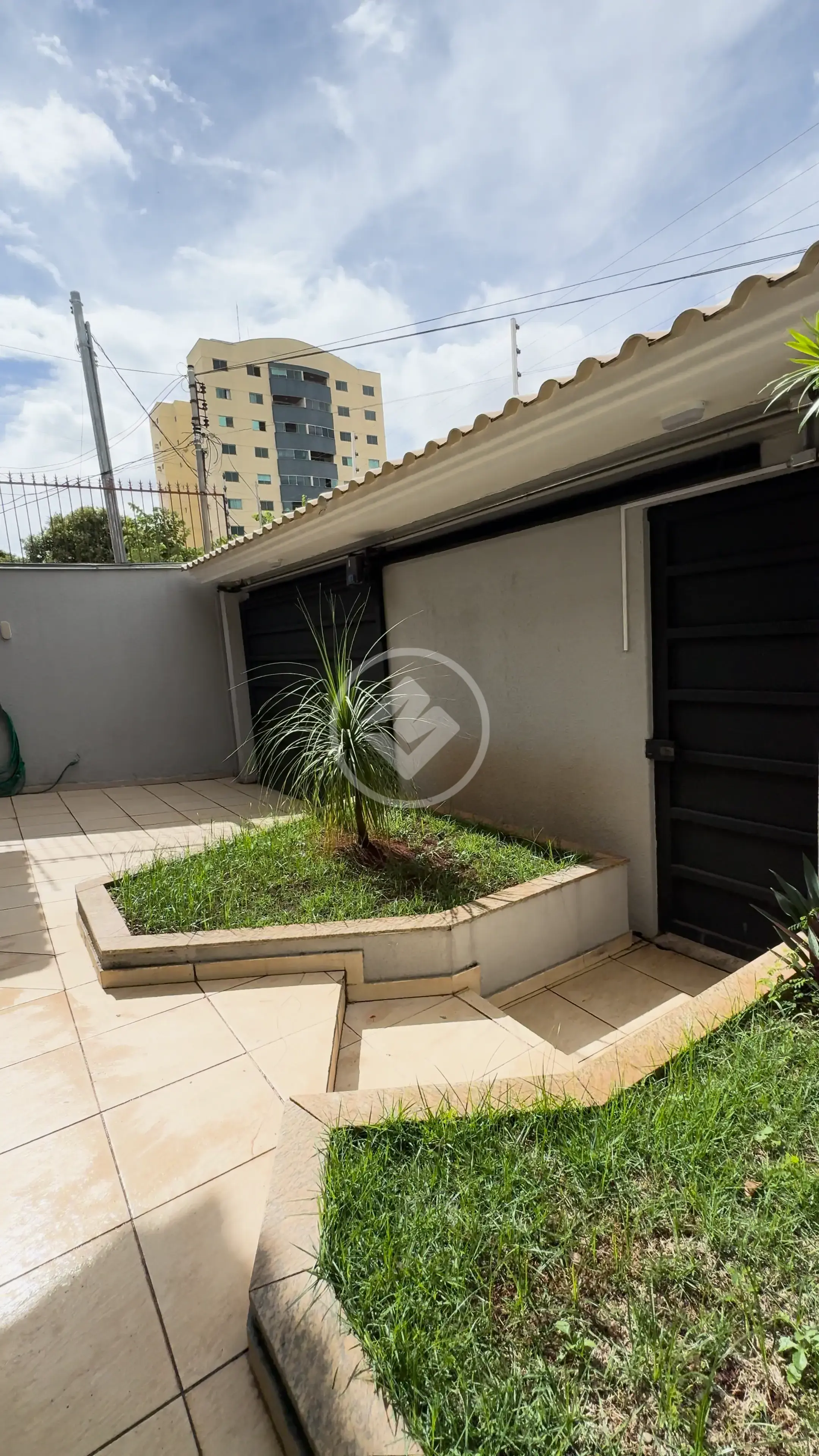 Imagem 1 - Sobrado em Jardim América, Goiânia - GO