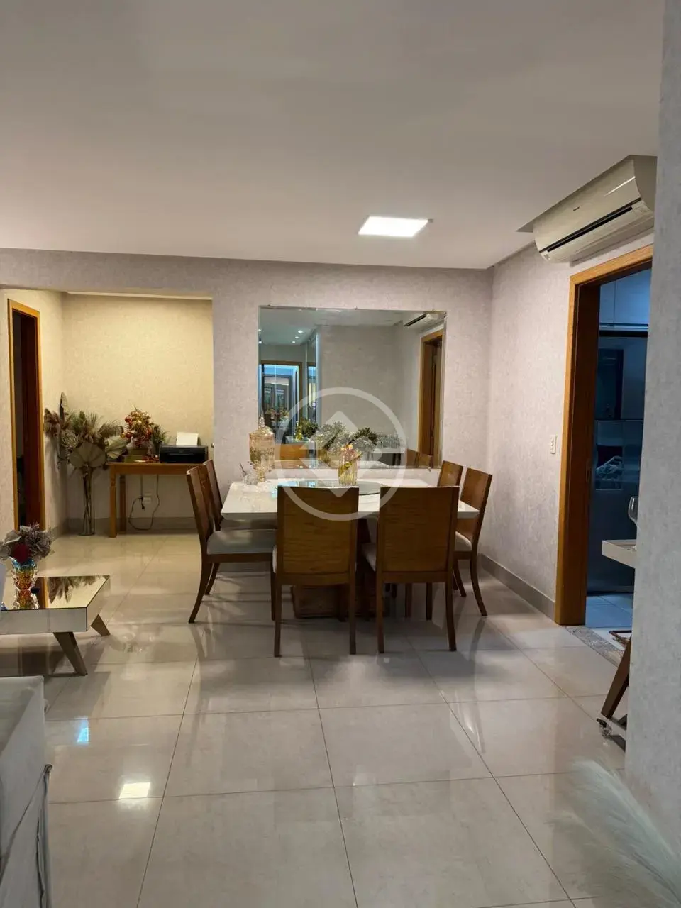 Image 2 - Apartamento em Setor Bueno, Goiânia - GO