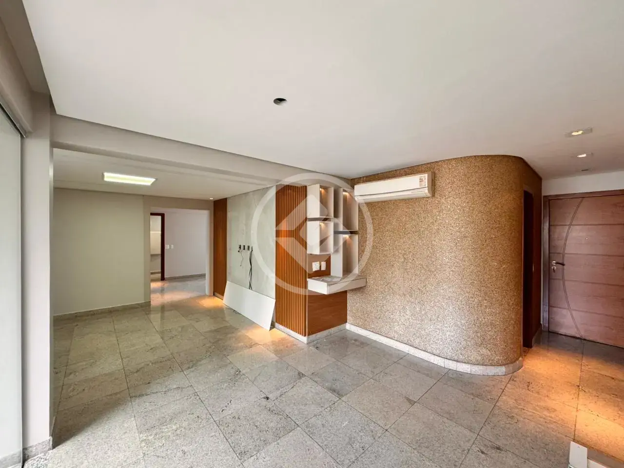 Image 2 - Apartamento em Setor Bueno, Goiânia - GO