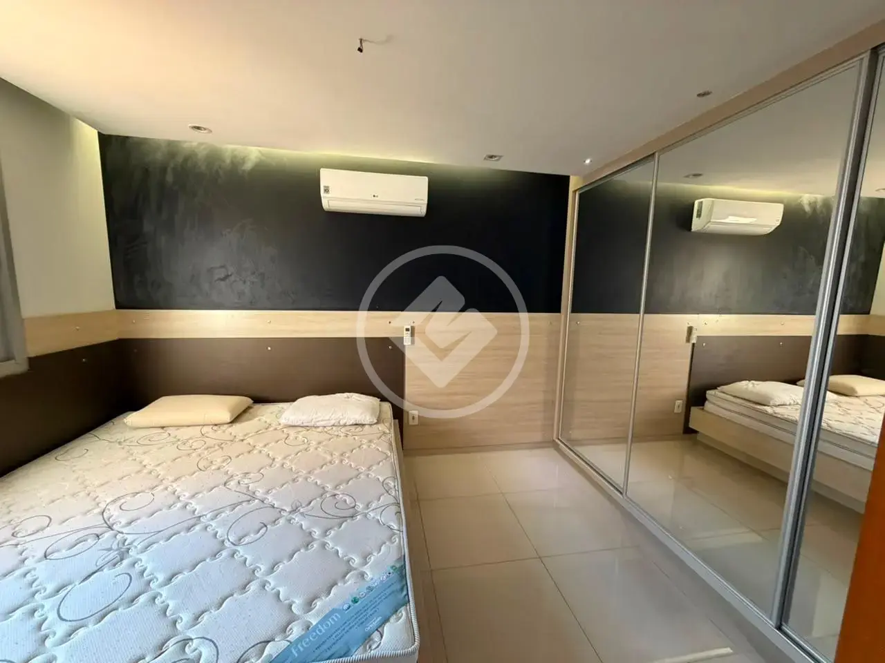 Image 2 - Casa Condomínio em Setor Negrão de Lima, Goiânia - GO