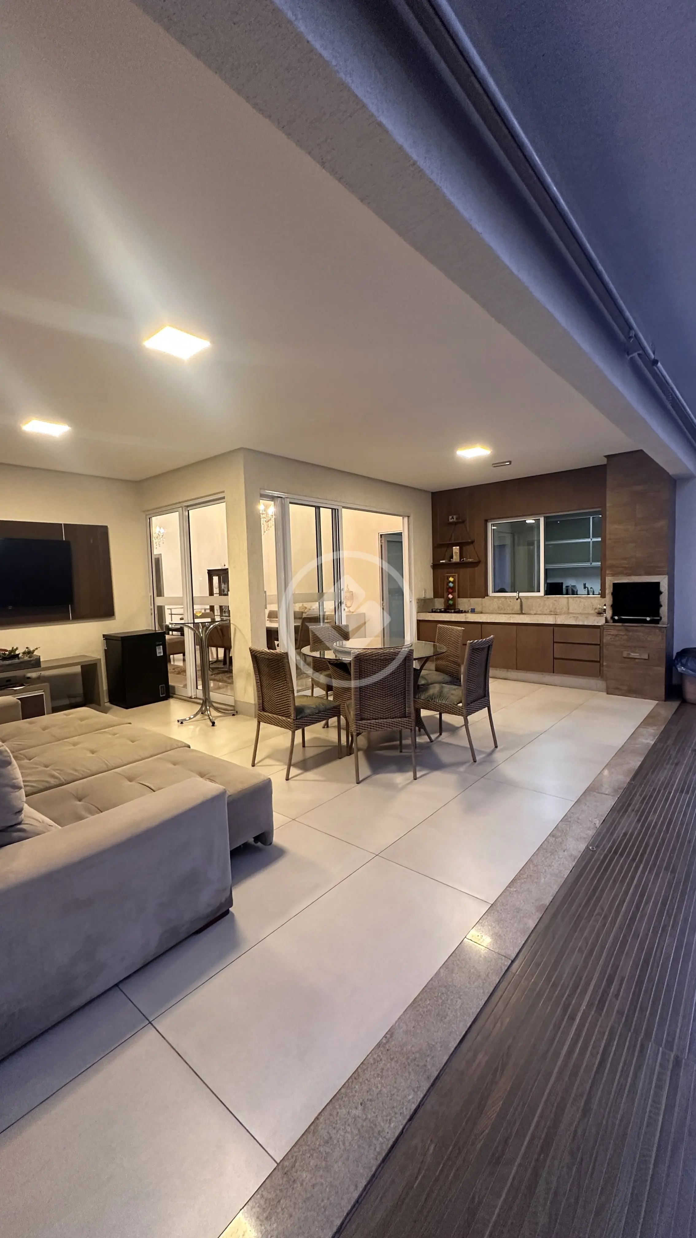 Imagem 2 - Casa Condomínio em Residencial Alphaville Flamboyant, Goiânia - GO