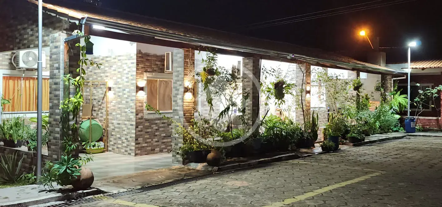Image 2 - Casa em Setor Lagoa Quente, Caldas Novas - GO