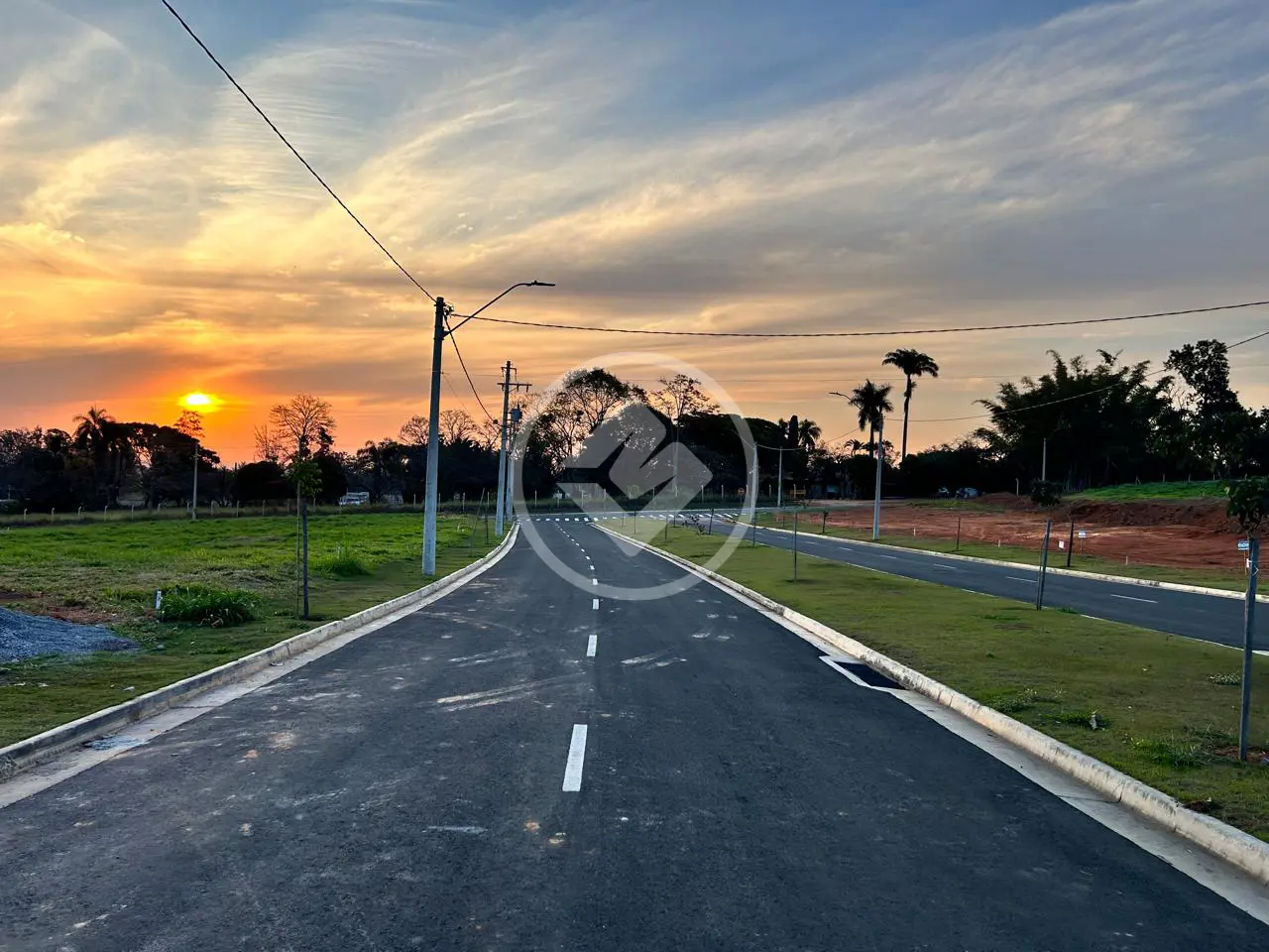 Imagem 1 - Terreno Condomínio em Colinas do Castelo, Jaguariúna - SP