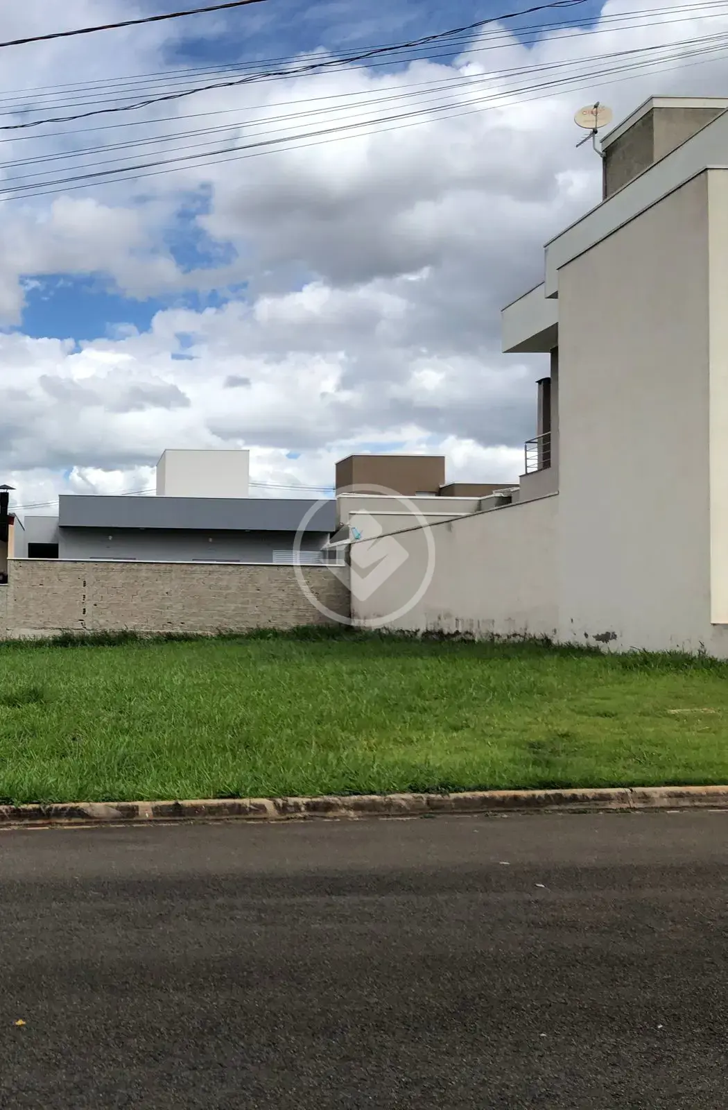 Imagem 1 - Terreno Condomínio em Ar2 - Administracao Regional D, Sumaré - SP