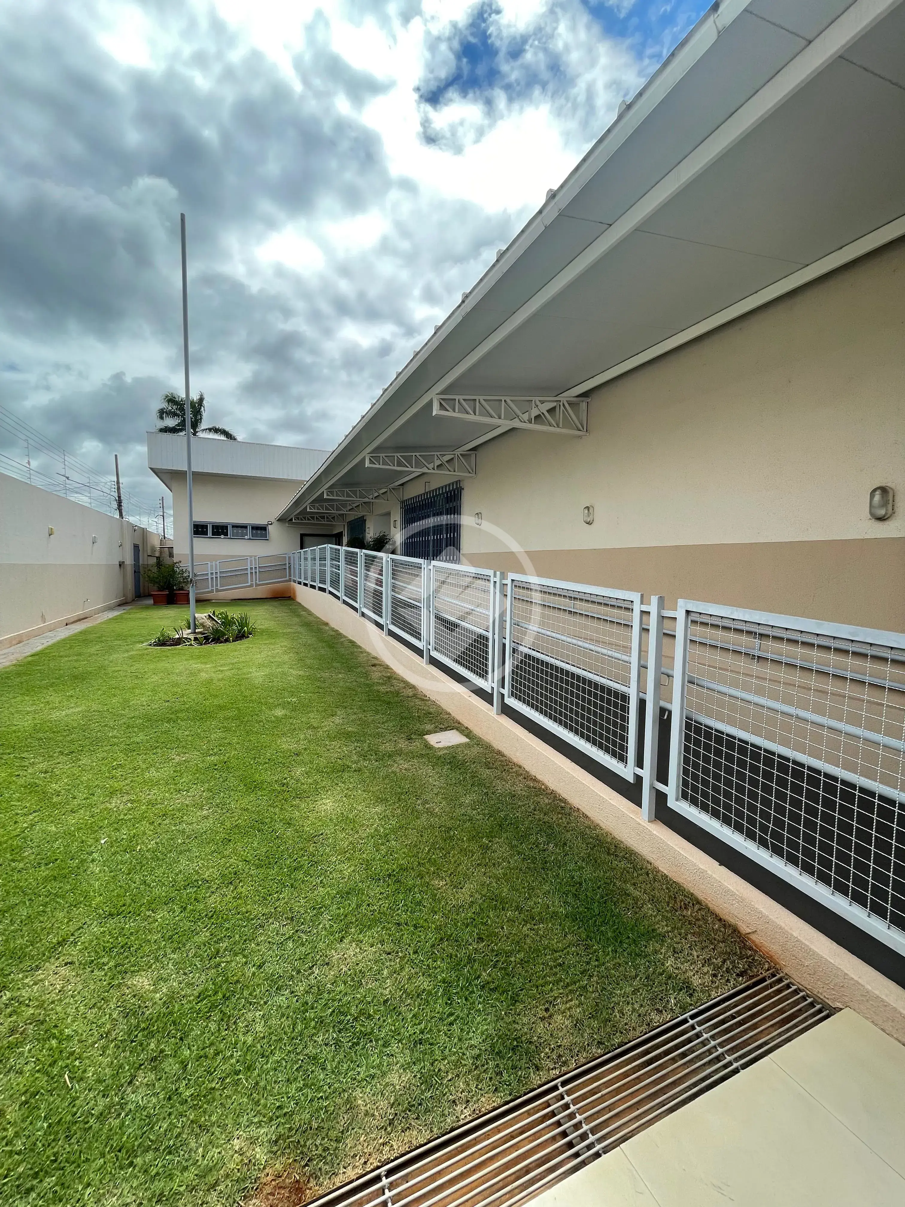 Imagem 1 - Prédio em JARDIM DOS ESTADOS, Campo Grande - MS