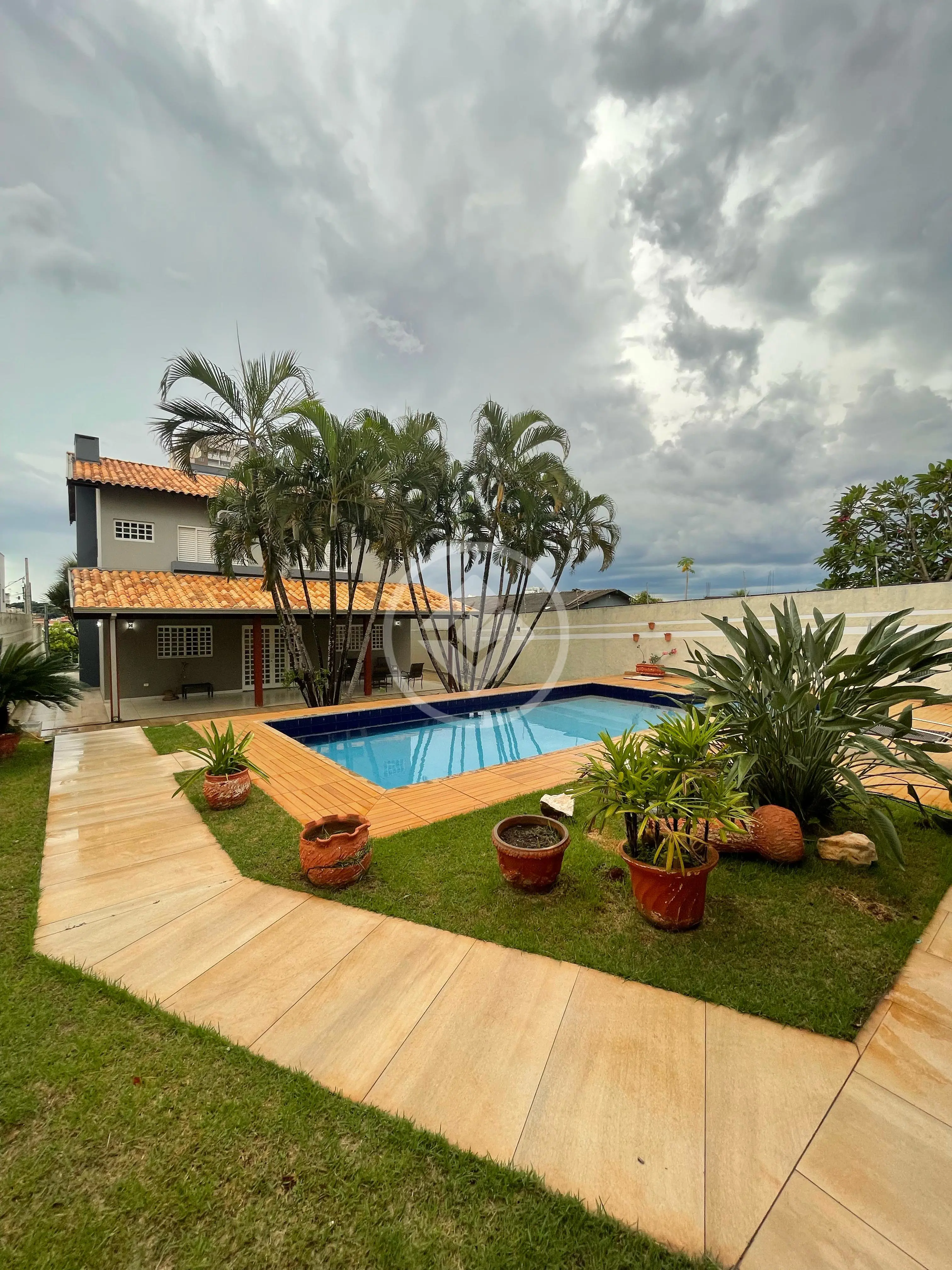 Imagem 1 - Sobrado em Monte Castelo, Campo Grande - MS