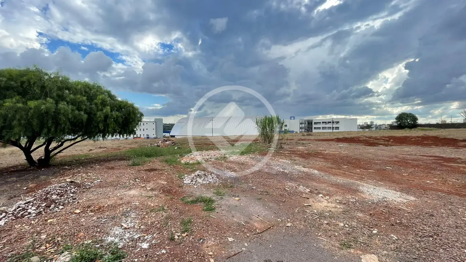 Imagem 2 - Terreno Comercial em REGIÃO DO LAGO, Cascavel - PR