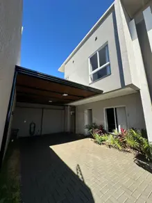 Sobrado Alto Alegre, Cascavel - PR — foto 1