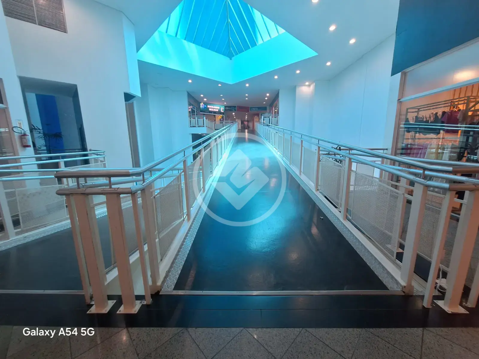 Image 2 - Sala Comercial em Centro, Cascavel - PR