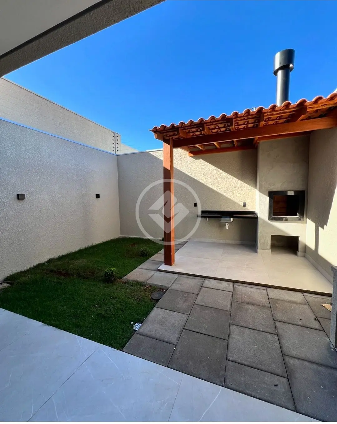 Imagem 2 - Sobrado em Pioneiros Catarinenses, Cascavel - PR