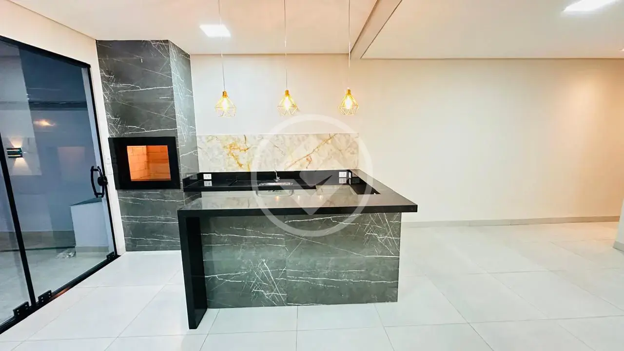 Imagem 1 - Casa em JARDIM CALIFÓRNIA, Cuiabá - MT