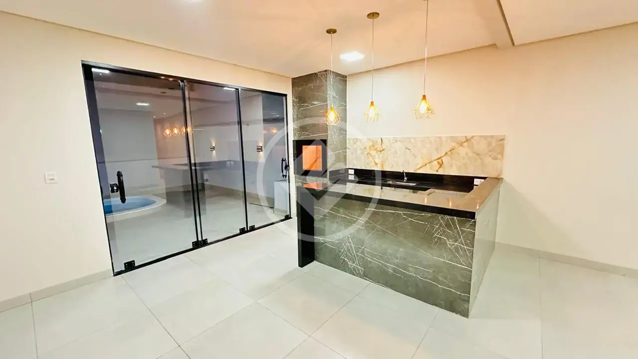 Imagem 2 - Casa em JARDIM CALIFÓRNIA, Cuiabá - MT