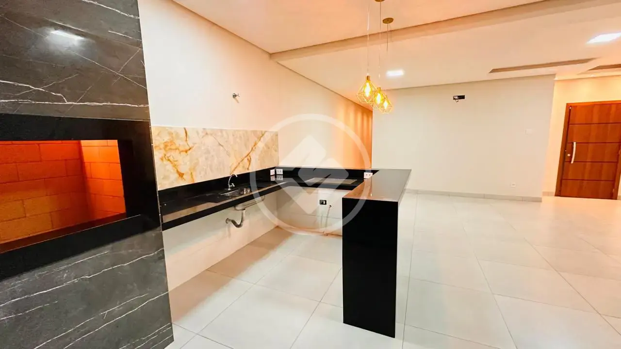 Imagem 5 - Casa em JARDIM CALIFÓRNIA, Cuiabá - MT