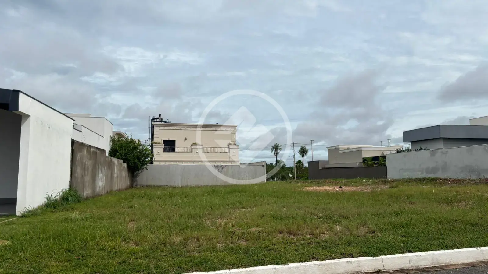 Imagem 1 - Terreno Condomínio em FLORAIS DO VALLE, Cuiabá - MT