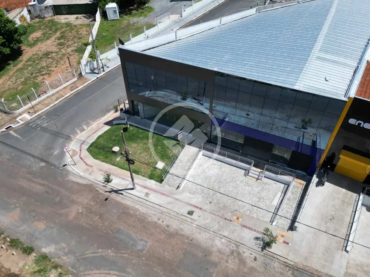 Imagem 1 - Sala Comercial em Araés, Cuiabá - MT