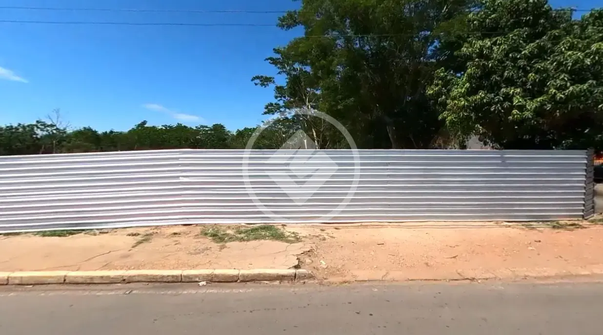 Imagem 1 - Terreno Comercial em Coophamil, Cuiabá - MT