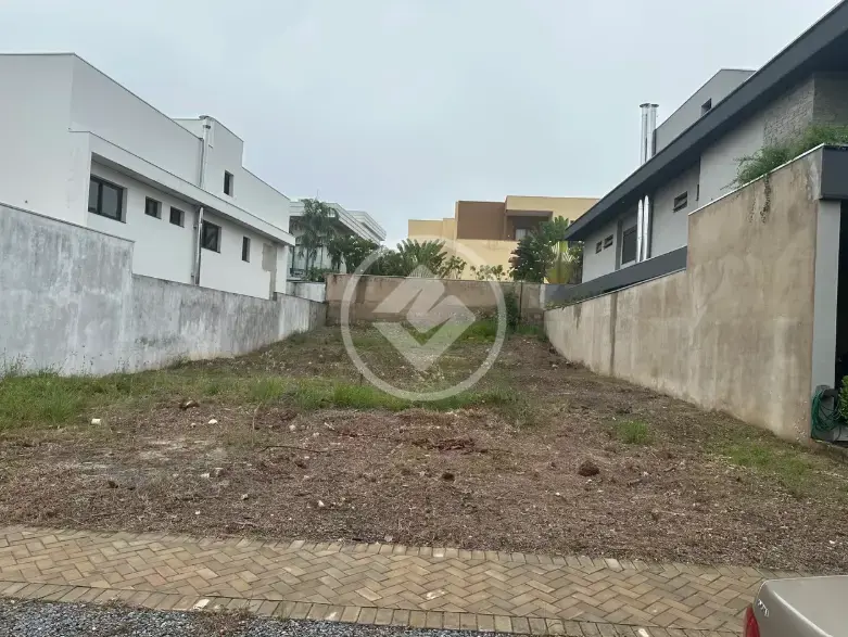 Imagem 1 - Terreno Condomínio em Bairro Condomínio Villa Jardim, Cuiabá - MT