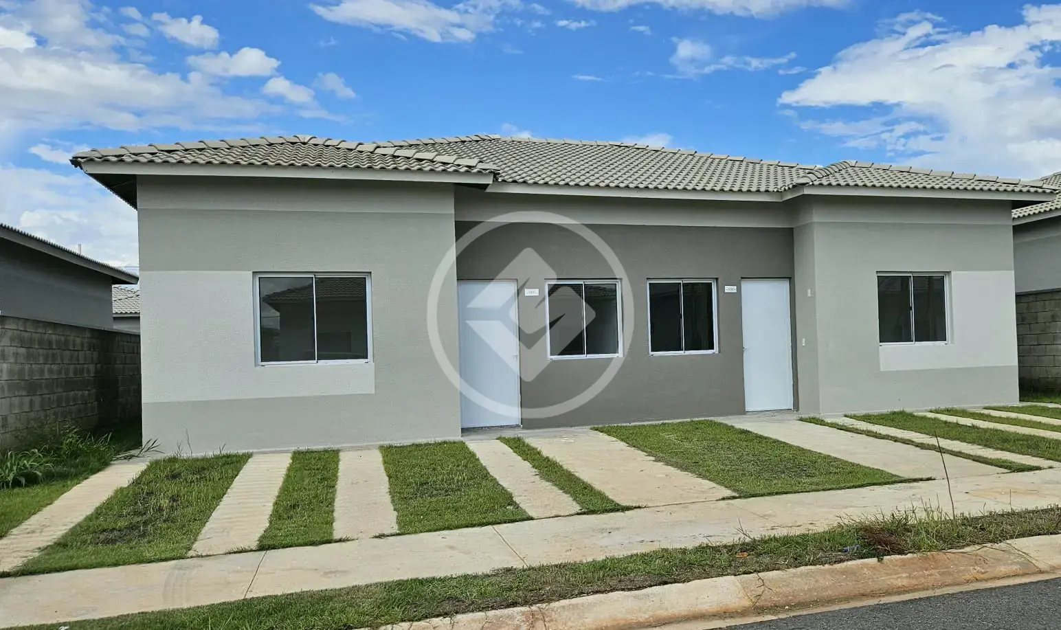 Imagem 1 - Casa Condomínio em Lot Prq Genebra) - Petrópolis, Várzea Grande - MT