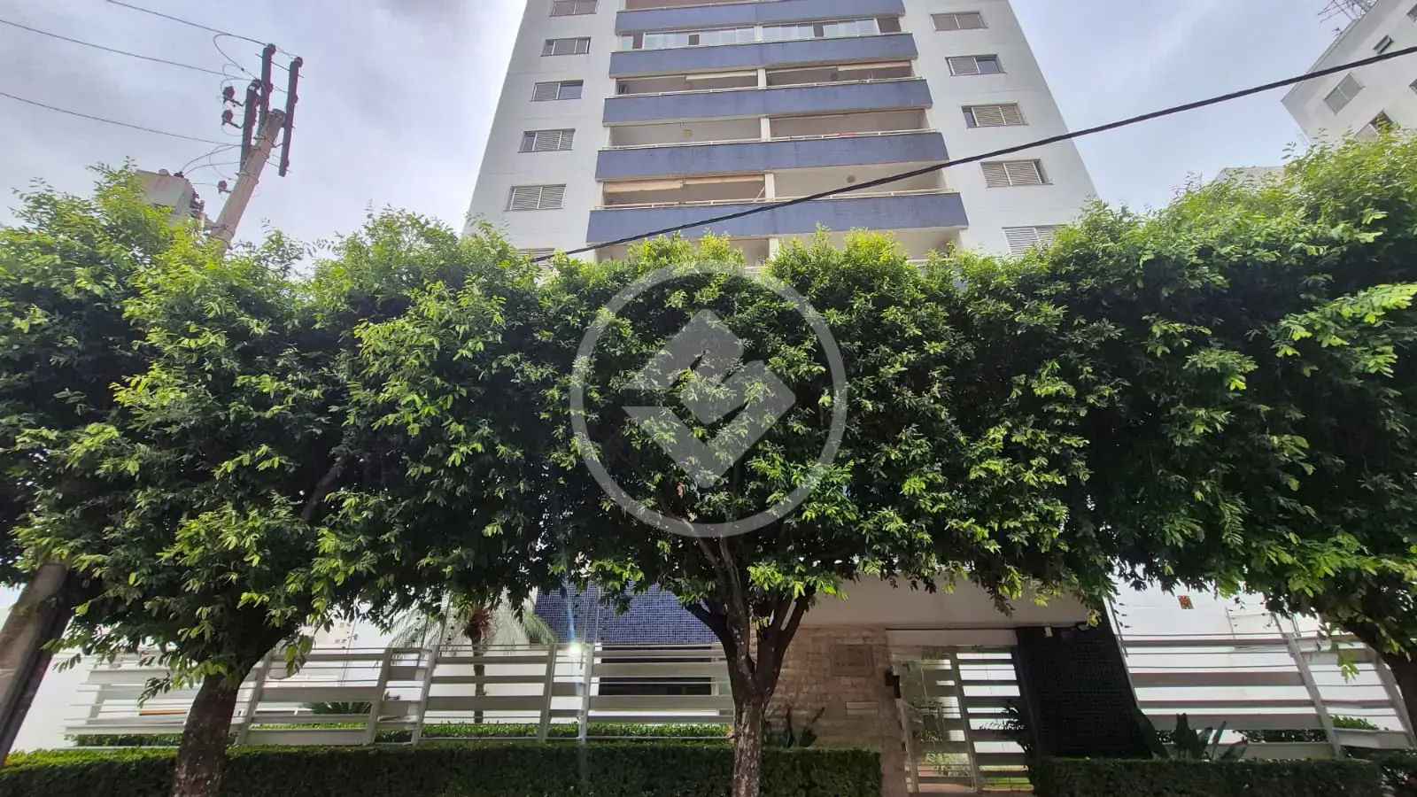 Imagem 1 - Apartamento em Araés, Cuiabá - MT