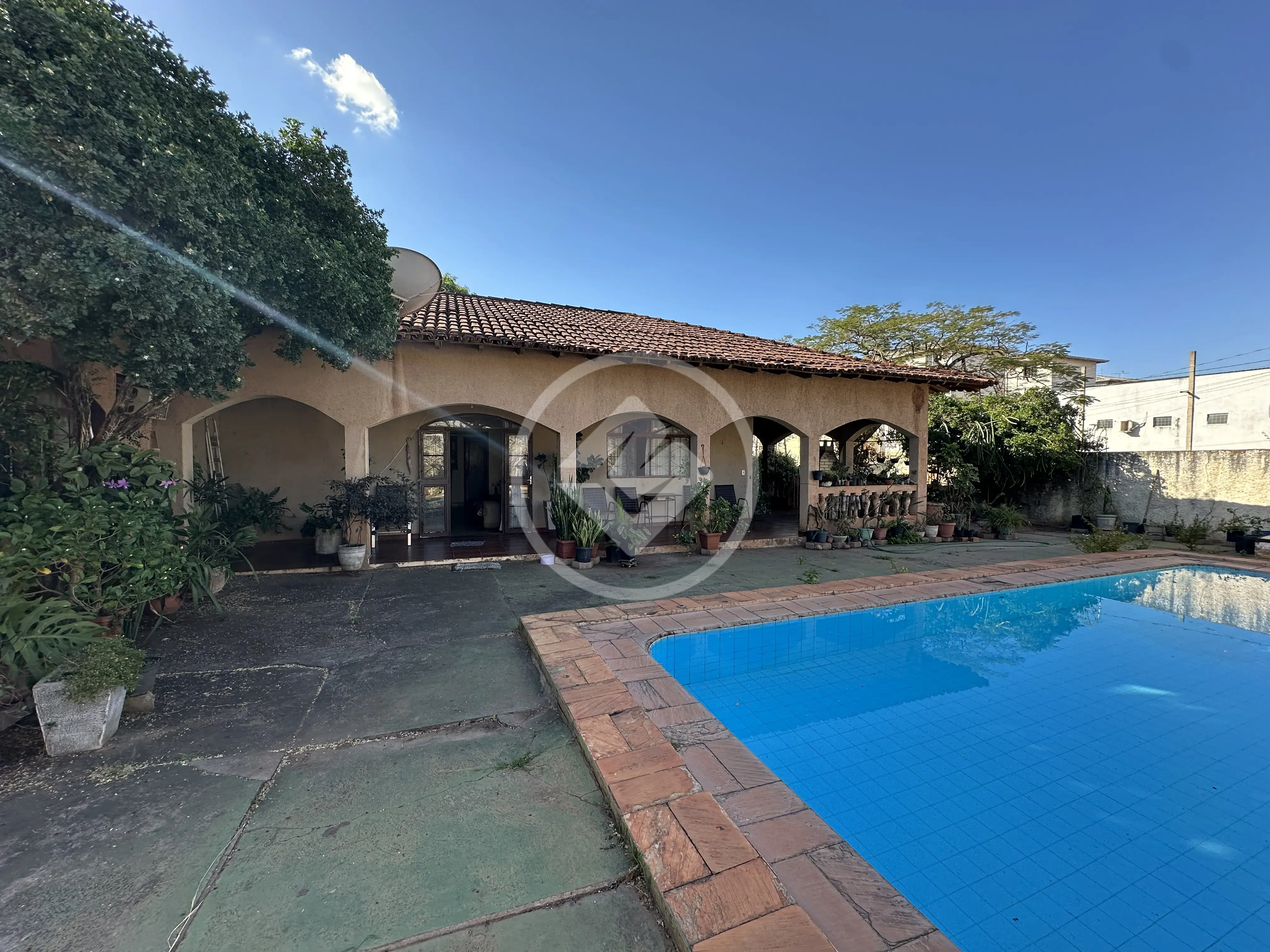 Imagem 2 - Casa Comercial em Parque Geórgia, Cuiabá - MT