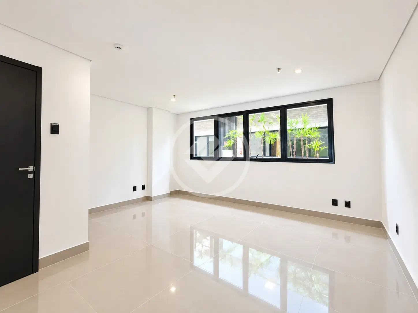 Imagem 1 - Sala Comercial em Centro-Sul, Várzea Grande - MT