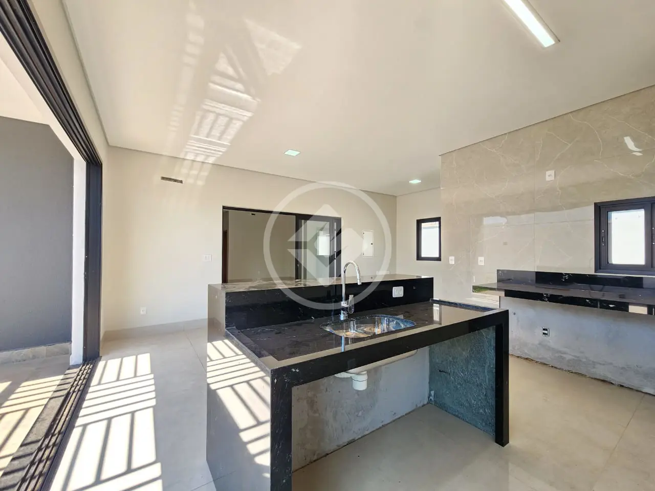 Imagem 5 - Casa Condomínio em Condomínio Residencial Florais da Mata, Várzea Grande - MT