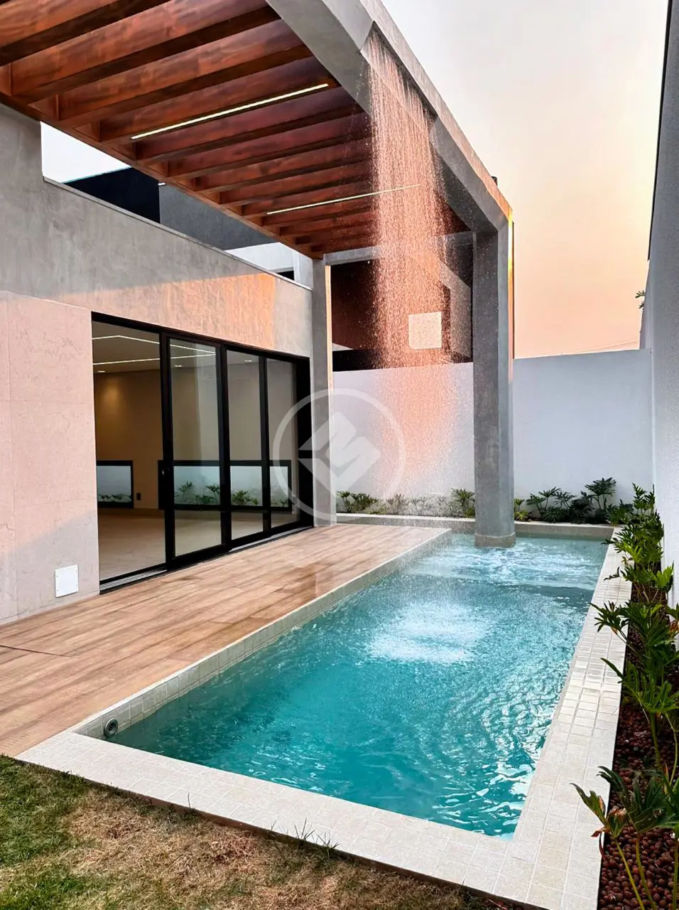 Imagem 1 - Casa Condomínio em Condomínio Residencial Florais da Mata, Várzea Grande - MT