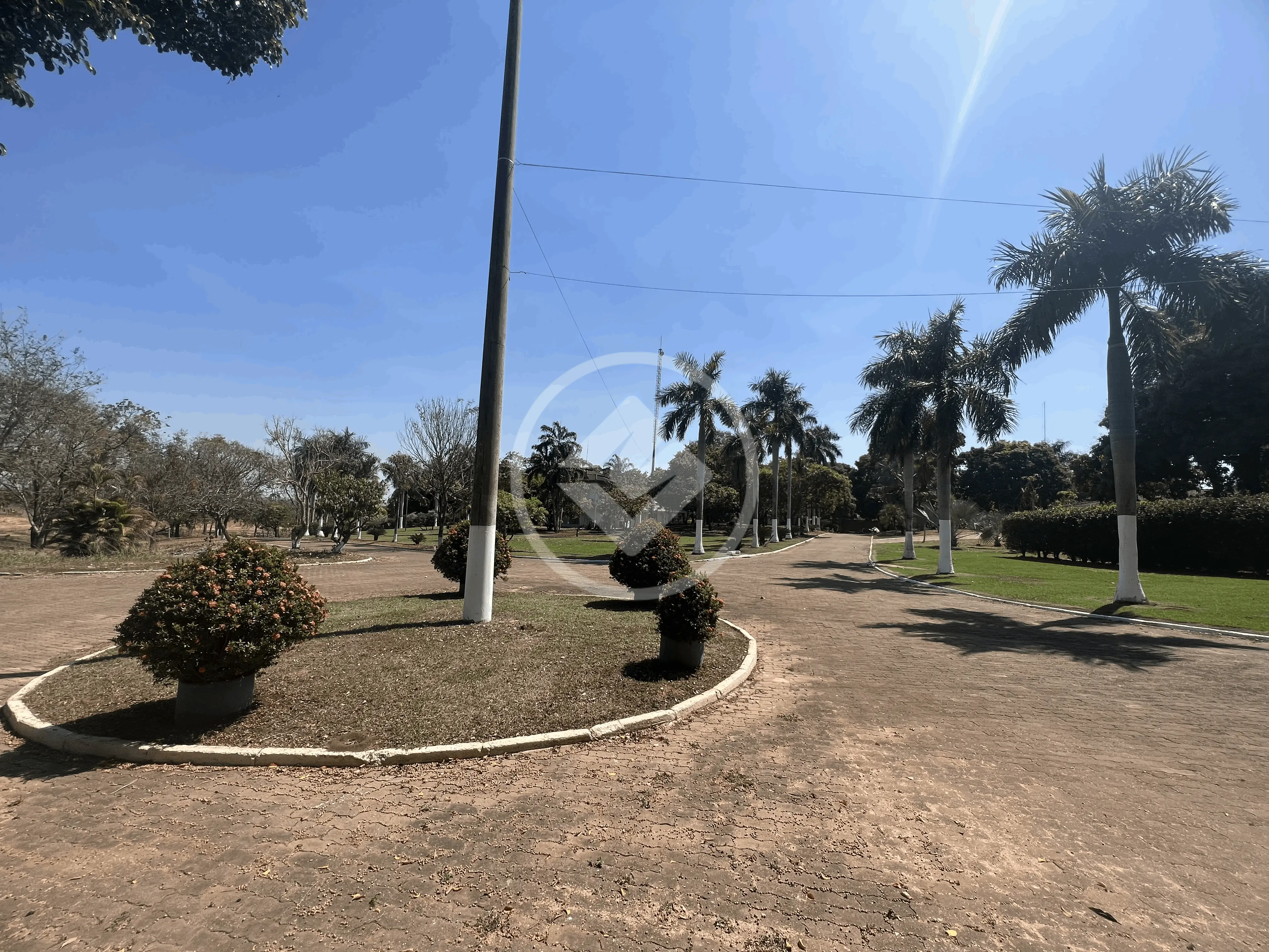 Imagem 4 - Terreno em CENTRO POLÍTICO ADMINISTRATIVO, Cuiabá - MT