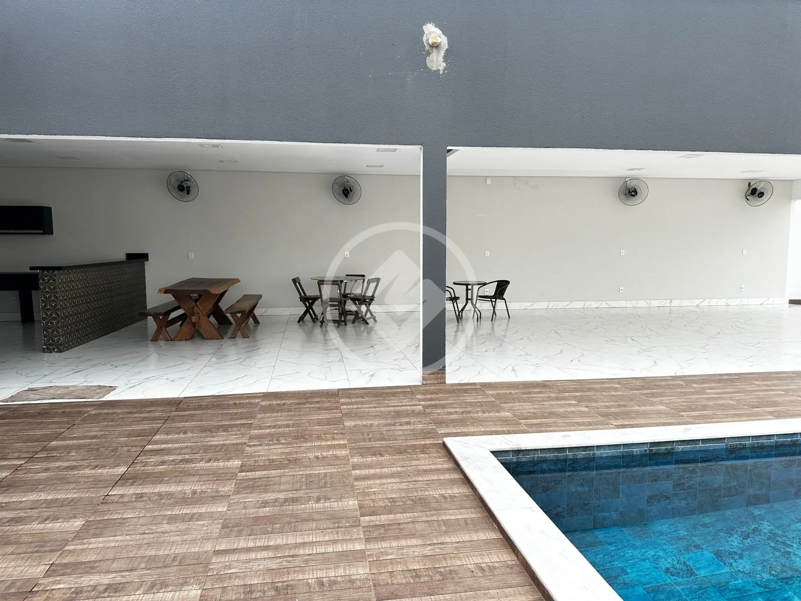 Imagem 3 - Casa Comercial em ALTOS DA SERRA I, Cuiabá - MT
