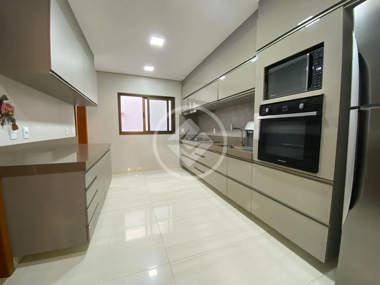 Imagem 4 - Sobrado Em Condomínio em CONDOMINIO FLORAIS ITALIA, Cuiabá - MT