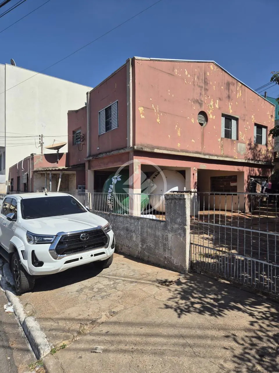 Imagem 1 - Casa Comercial em Centro-Norte, Cuiabá - MT