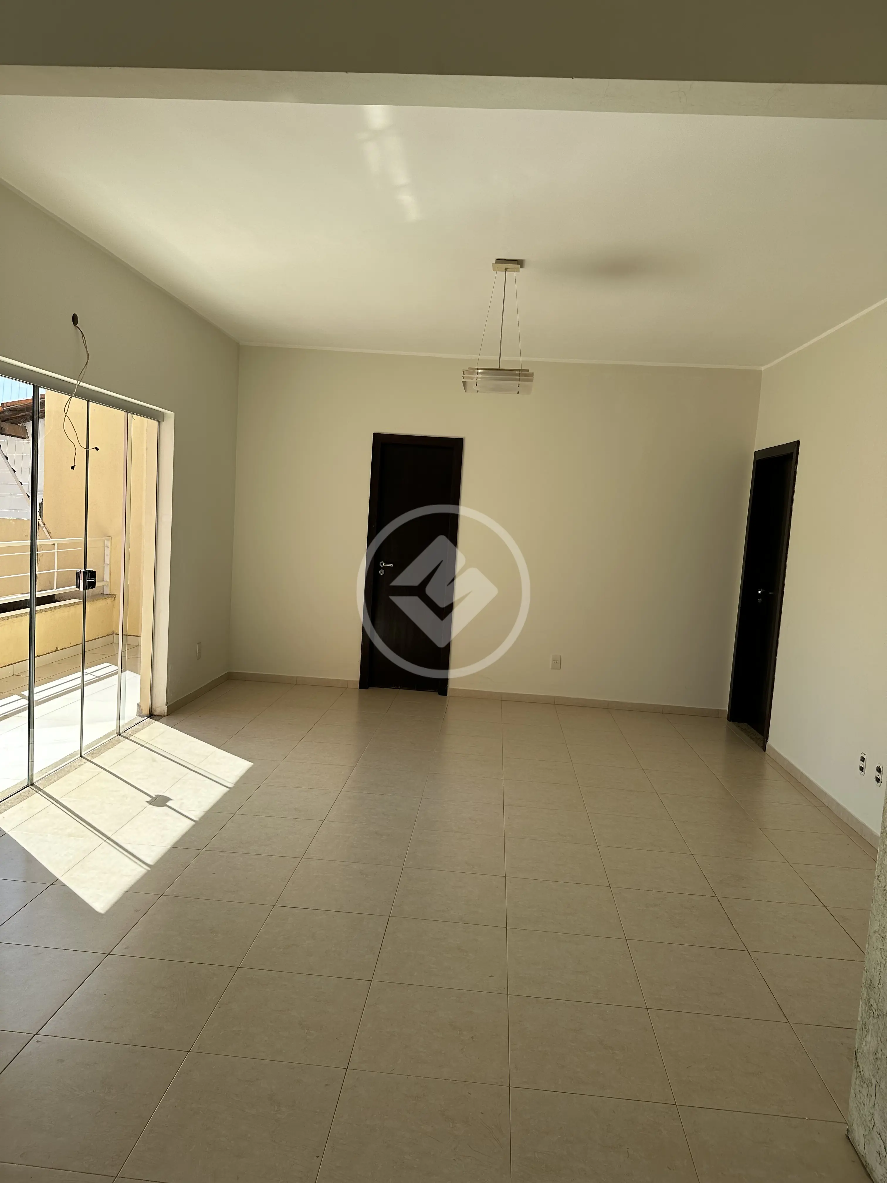 Imagem 2 - Casa em JARDIM CUIABÁ, Cuiabá - MT