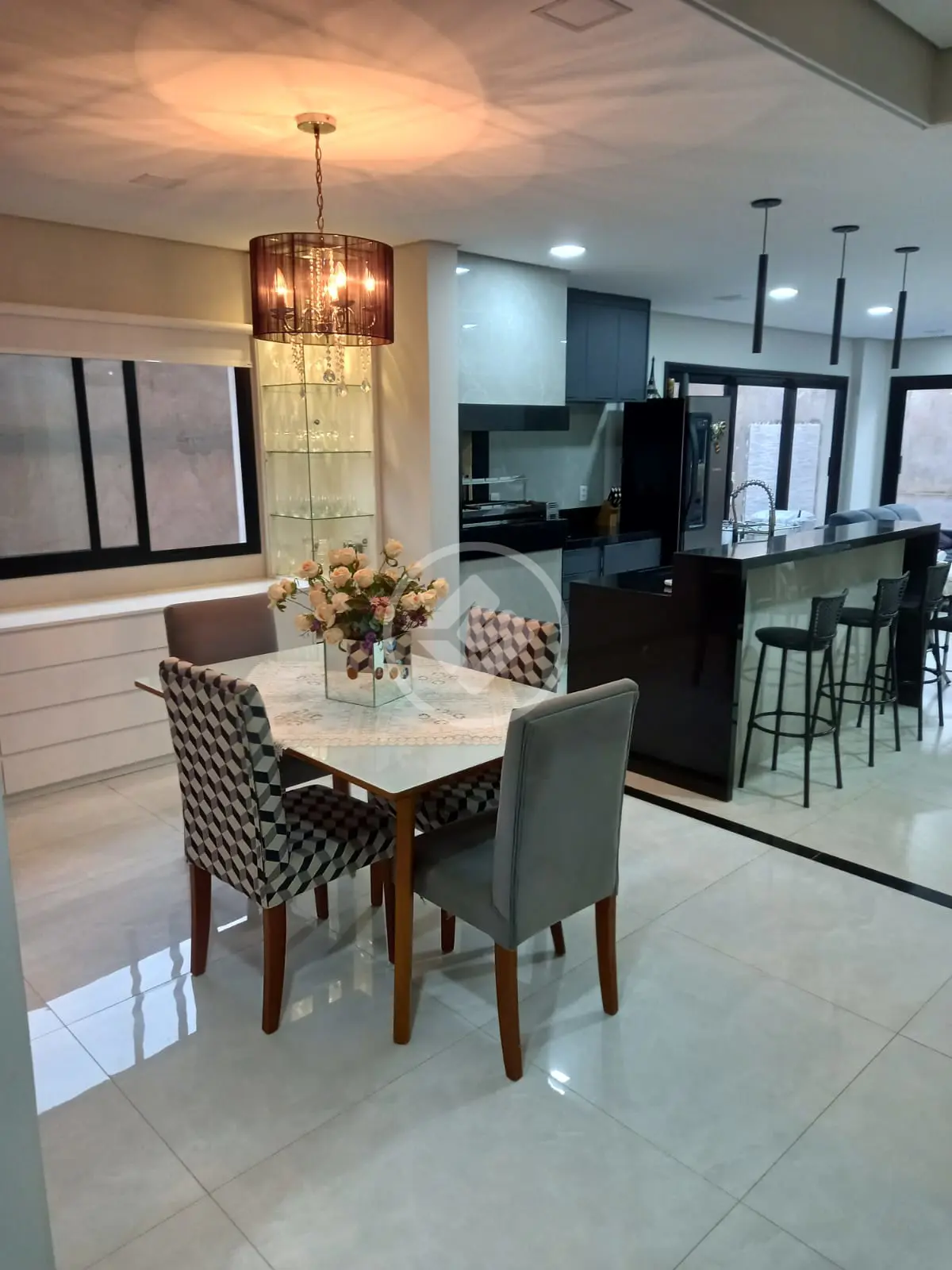 Casa Condomínio Jardim Imperial, Cuiabá - MT — foto 1