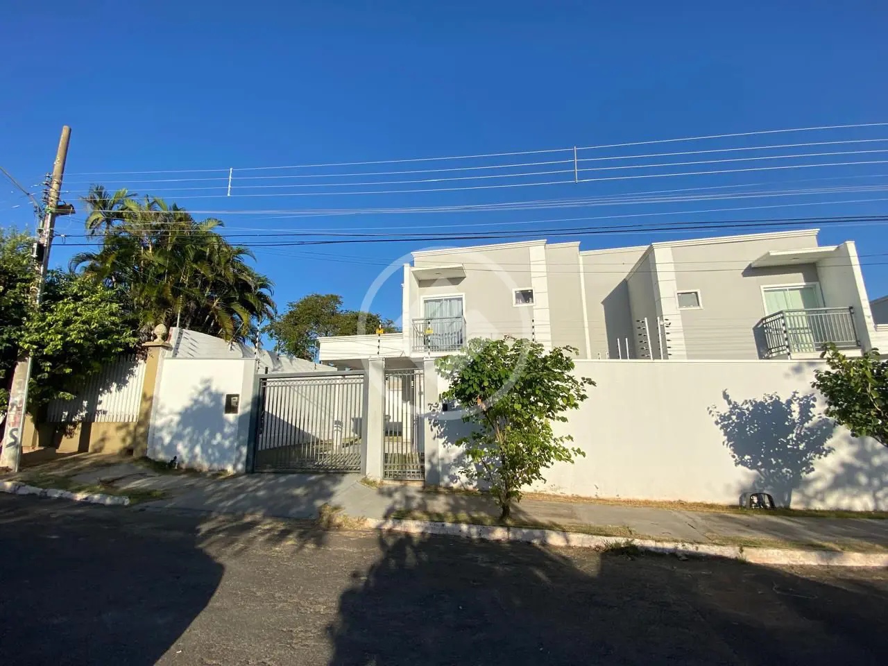 Sobrado JARDIM CALIFÓRNIA, Cuiabá - MT — foto 1