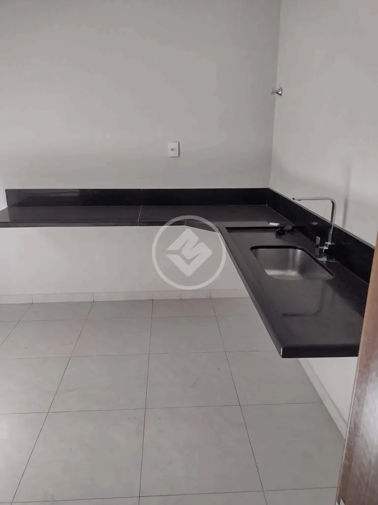 Imagem 6 - Casa em JARDIM CALIFÓRNIA, Cuiabá - MT