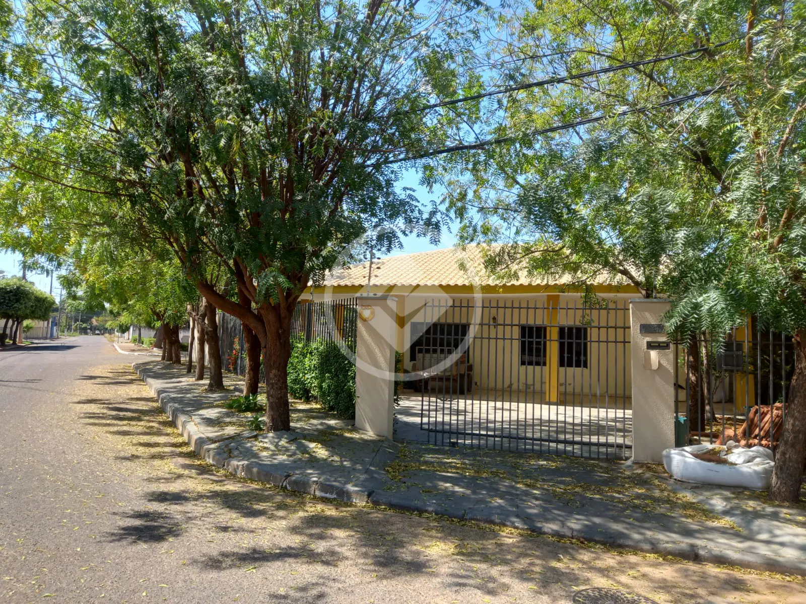 Imagem 1 - Casa em JARDIM CALIFÓRNIA, Cuiabá - MT
