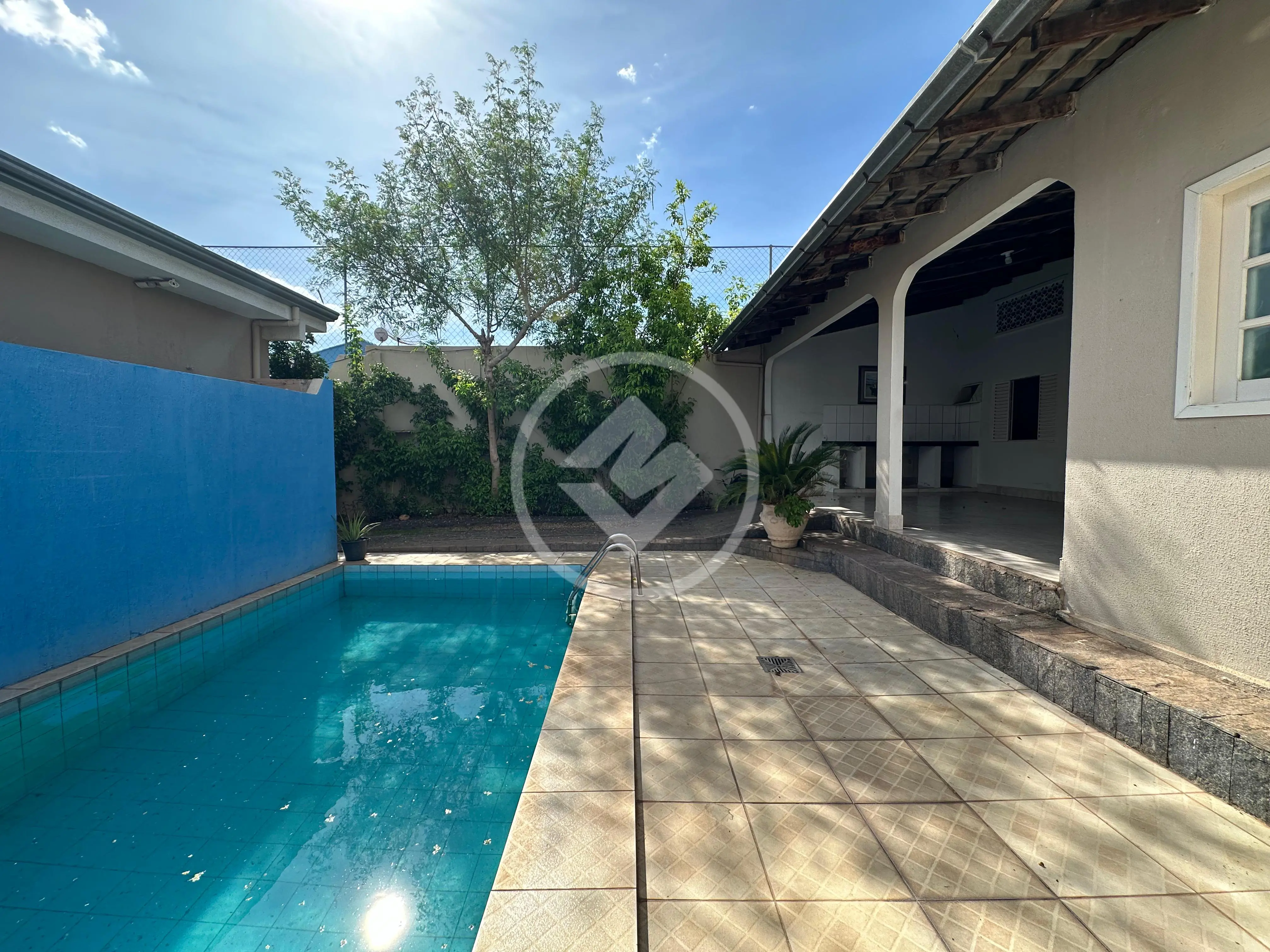 Imagem 1 - Sobrado em JARDIM ITÁLIA, Cuiabá - MT