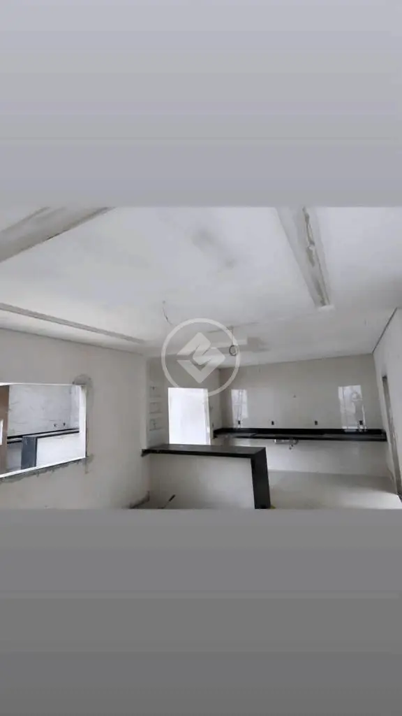 Imagem 2 - Casa em JARDIM CALIFÓRNIA, Cuiabá - MT