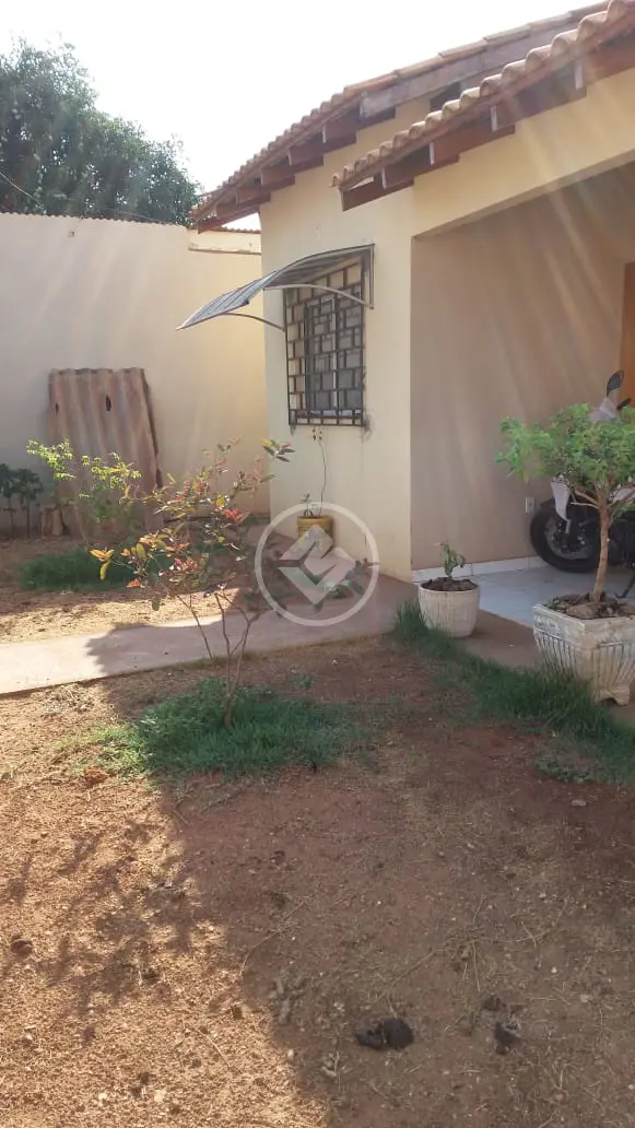 Imagem 3 - Casa em JARDIM OURO VERDE, Várzea Grande - MT