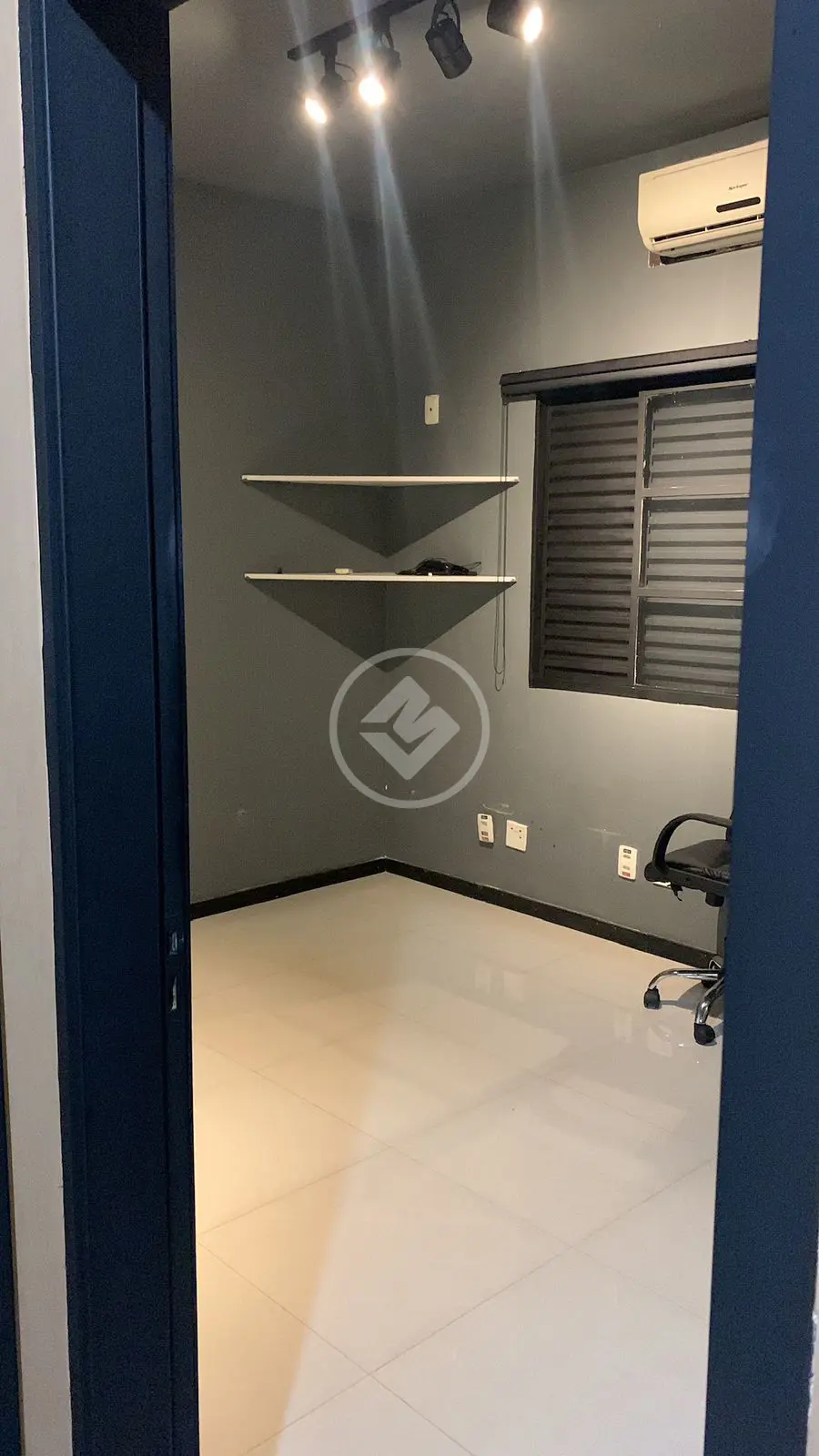 Imagem 3 - Casa Comercial em JARDIM CUIABÁ, Cuiabá - MT