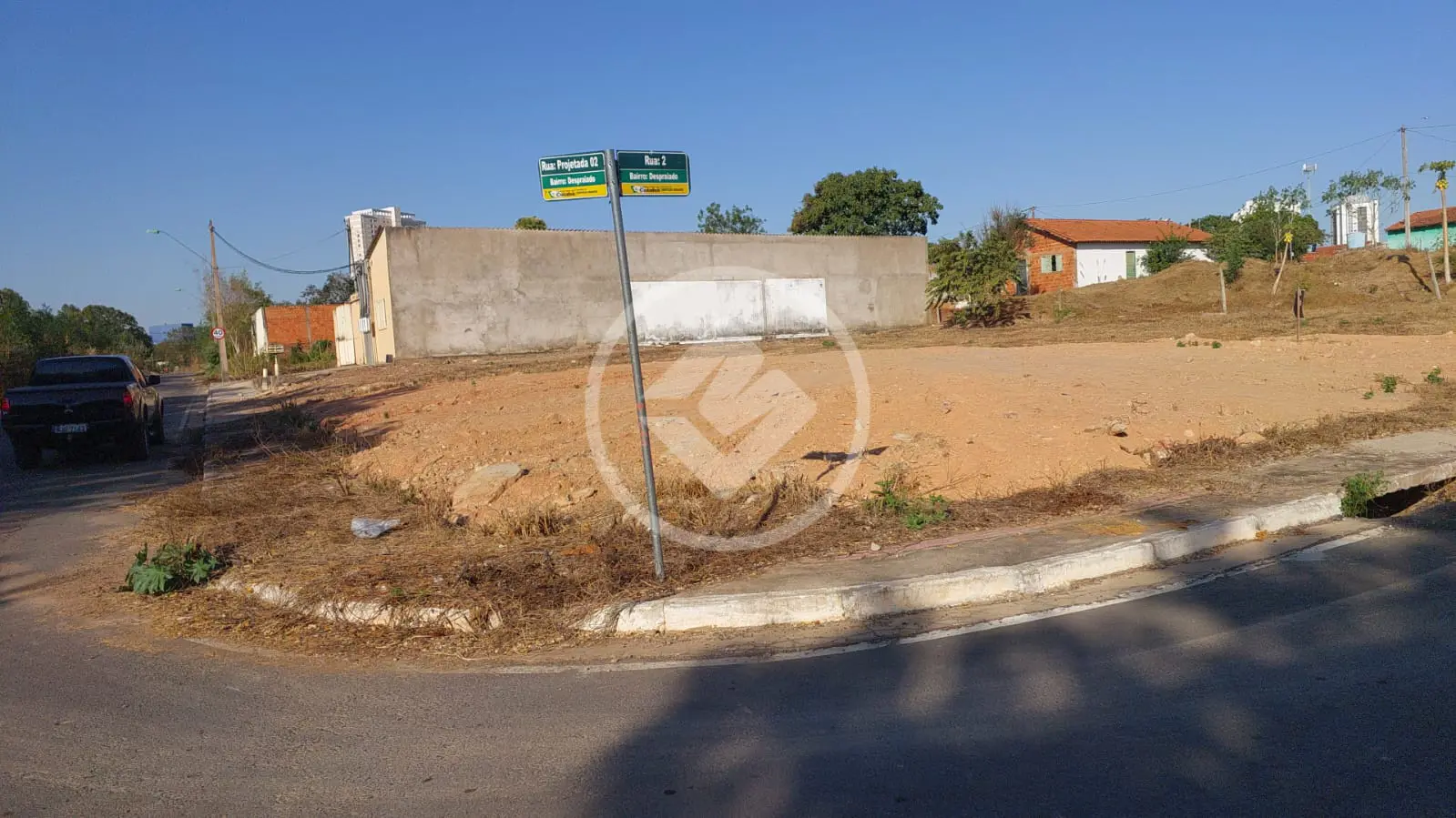 Terreno DESPRAIADO, Cuiabá - MT — foto 1