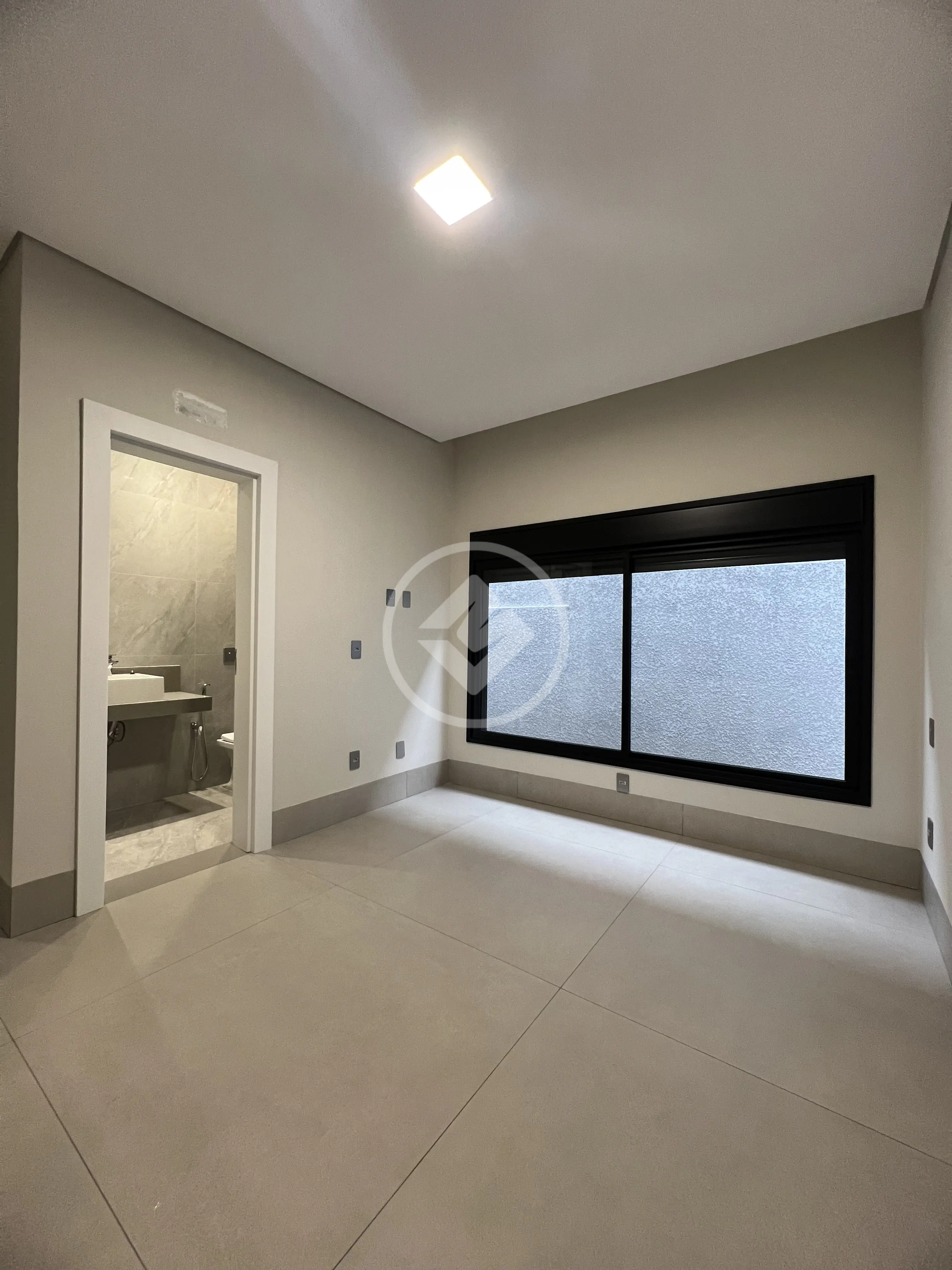 Imagem 5 - Casa Condomínio em Condomínio Residencial Vila Jardim, Cuiabá - MT