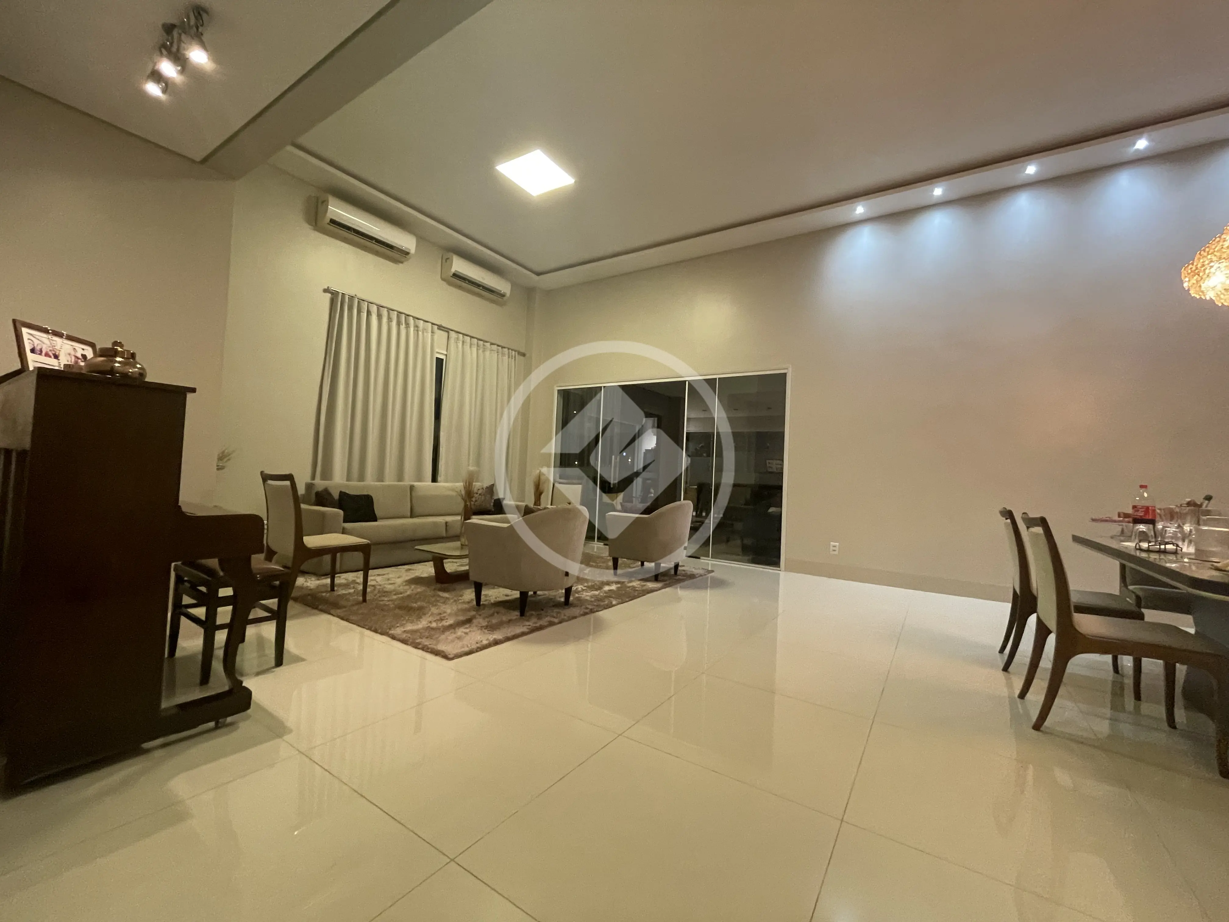 Imagem 1 - Casa Condomínio em Jardim Imperial, Cuiabá - MT