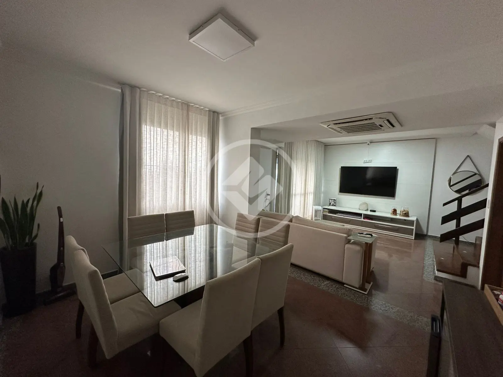 Apartamento Duplex Duque de Caxias, Cuiabá - MT — foto 1