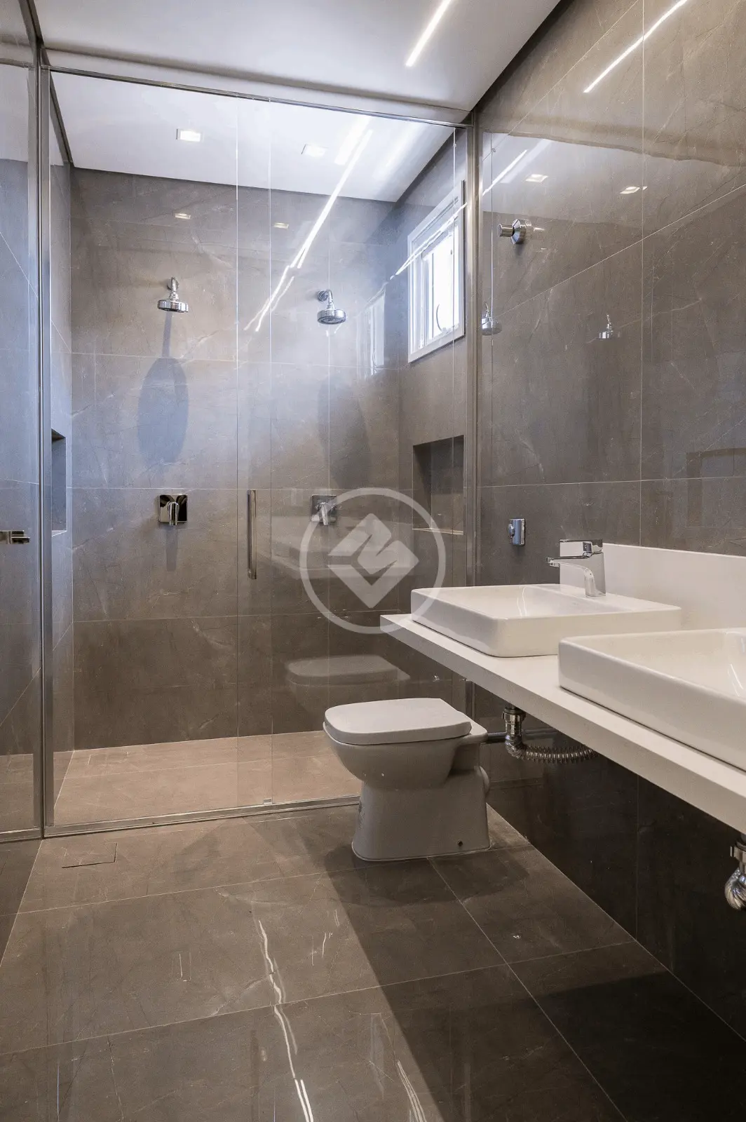 Imagem 2 - Casa Condomínio em Condomínio Residencial Vila Jardim, Cuiabá - MT